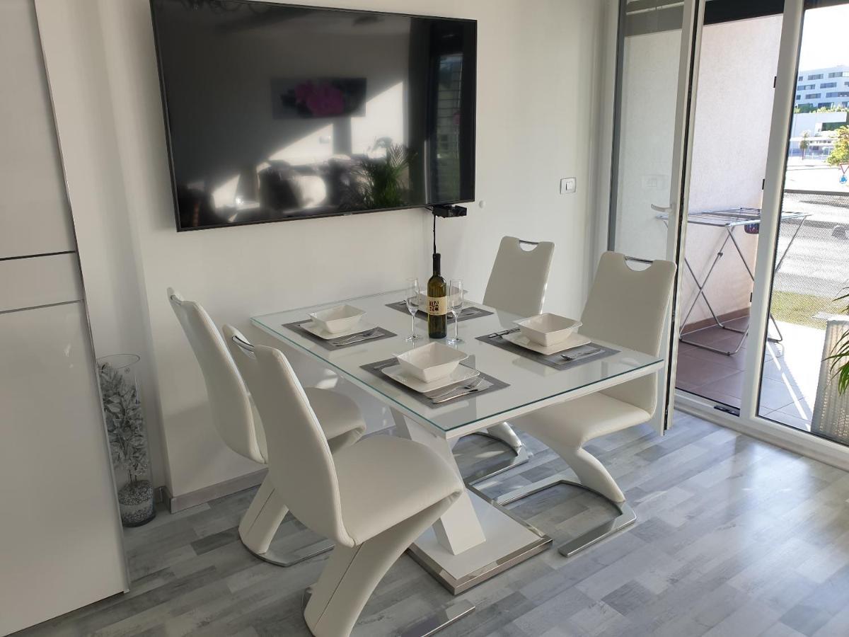 Apartment Val Koper Bagian luar foto